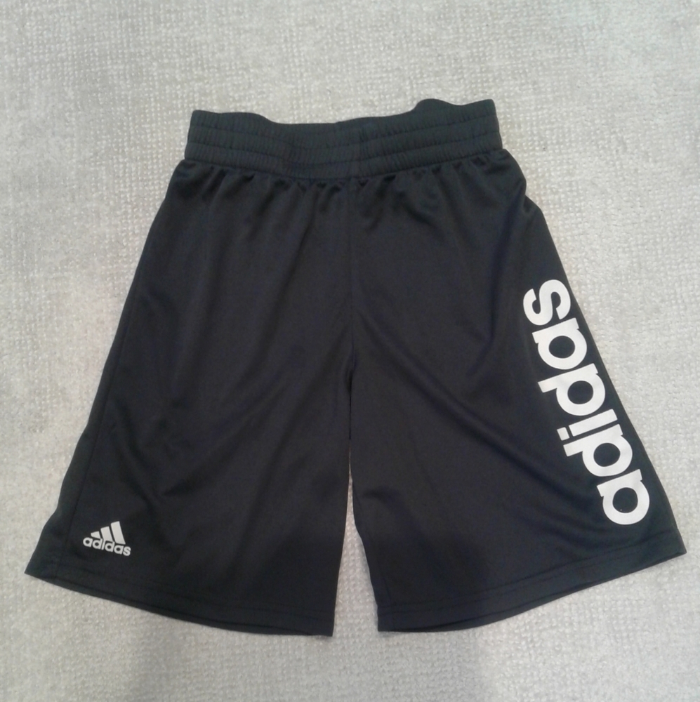 Boys Adidas Sports Shorts Like New